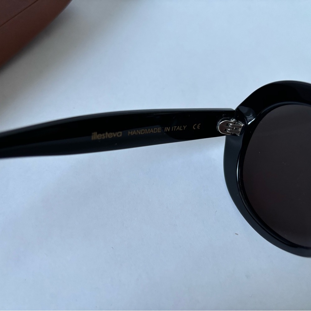 Illesteva Mathilde Sunglasses - Picture 5 of 10